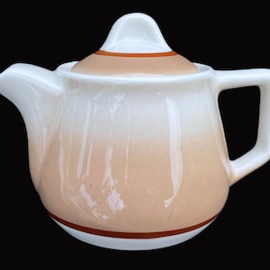 H-T-F Jackson China Restaurant Hotel Diner Tan Airbrush on White 10-oz. &quot;Chicago&quot; Shape Teapot in Pristine Unused Condition Dated 1968