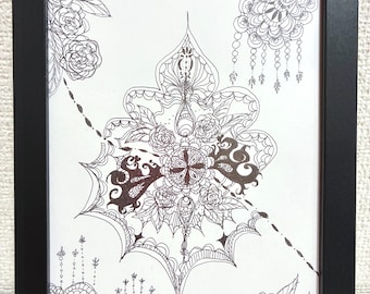 Mandala Reborn, opera d'arte originale disegnata a mano, arte spirituale minimalista con inchiostro nero.