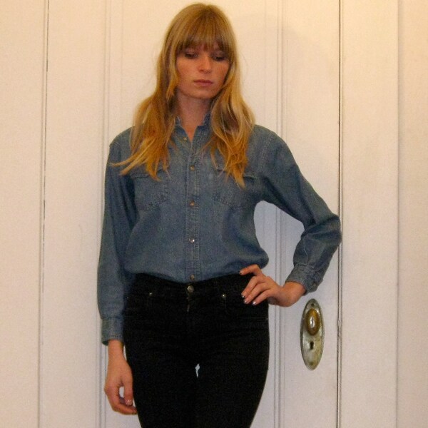 vintage button down denim shirt -- women's size extra small / small