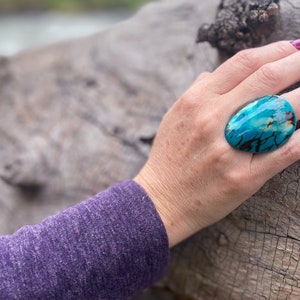 Statement eco-friendly ring, Sustainably made ring, Tagua nut ring, Vibrant color ring, Artisan-made ring, Eco-friendly ring, Tagua seed