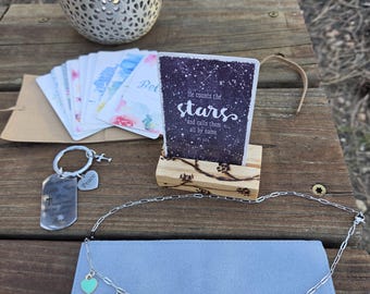 Christian Blessing Gift Set • Scripture Cards, Blessing and Affirmation Cards, Voronoi Vase,  LED light, Bible Charm Chain