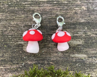 Tiny mushroom knitting & crochet progress keepers charms