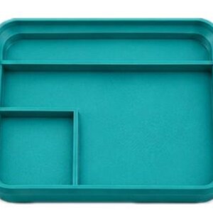 Op de afbeelding: Een teal rechthoekige tray met opstaande randen en drie compartimenten. De tray heeft een groot open gedeelte en twee kleinere, rechthoekige secties. Afmetingen: ongeveer 20 cm bij 15 cm.