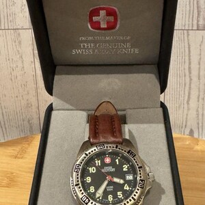 Wenger Swiss Army Military 39mm Unisex 100M Lumi Date Dial Watch 095.0489