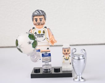 Federico Valverde Real Madrid Minifigure, 8 White Kit, Platinum Hair, Uruguayan Engine with UCL Trophy, Office Decor for Men