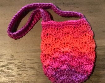 Crochet shell purse, shell purse, crochet purse, kid purse