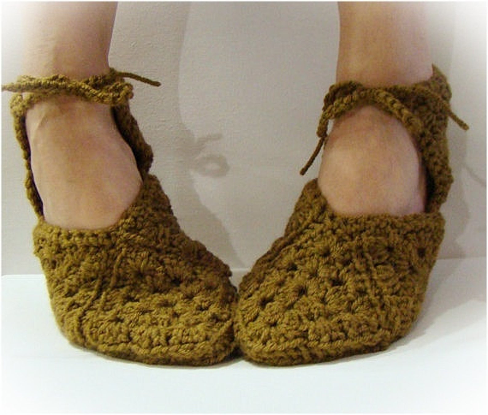 antique taupe slipper, granny square slippers, crochet slipper, women slipper, slipper with ties, ballet slipper, gladiator sand