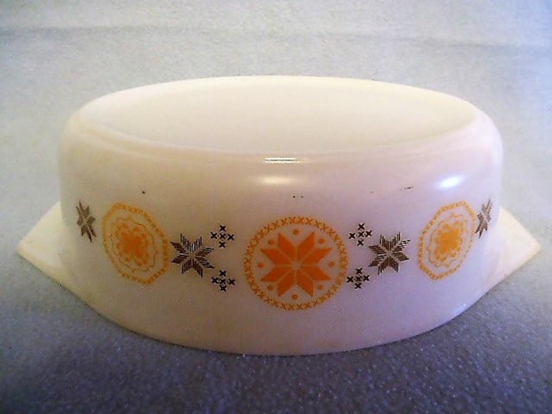 Pyrex Town and Country Pattern 2 12 Quart Casserole Ovenware USA 1960/'s Vintage