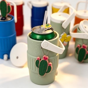 Retro Cooler Style Burk Koozie Tumbler, Mini Vattenkylare Dryckeshållare, 350 ml Burkhållare med Sugrörslock, Söt Partykylmugg, Rolig Gåva