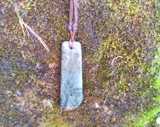 Handmade Genuine Inanga Kokopu Pounamu Toki Crystal Necklace