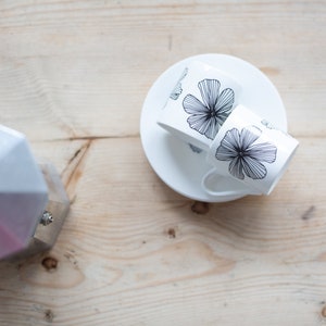 Cosmos Flower Bone China Espresso Cup And Saucer, Monochrome Espresso Cup, Coffee Cups, Coffee Lover, Housewarming Gift, Gardener Gift immagine 7