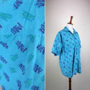 80's Vintage Bright Blue Green Abstract Squiggle Print Casual Cotton Shirt / Retro Hipster Blouse / New Wave Fashion / Size Small to Medium