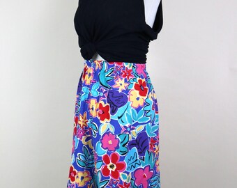 90's Y2K Vintage Blue  Floral Hanes Her Way Athletic Knit Shorts / Size Xlarge