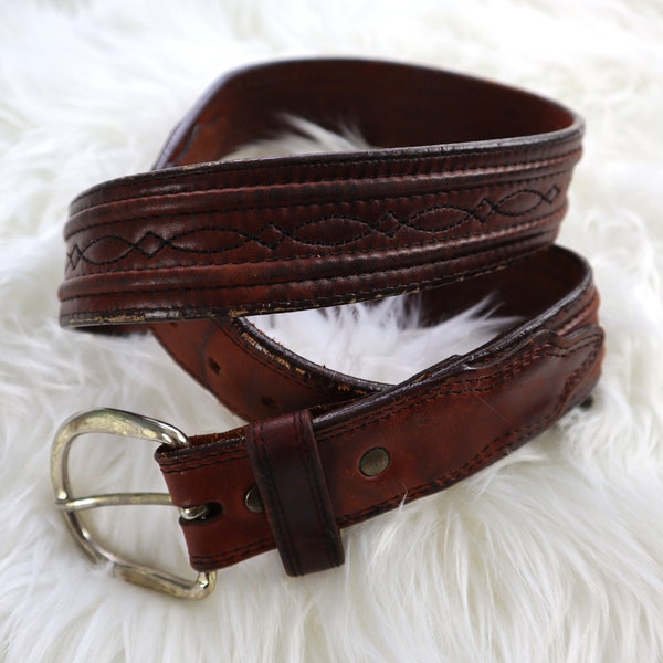 Vintage Dark Brown Leather Belt / Unisex / Men's / At the Hips / At the Waist / 30-34 Inches