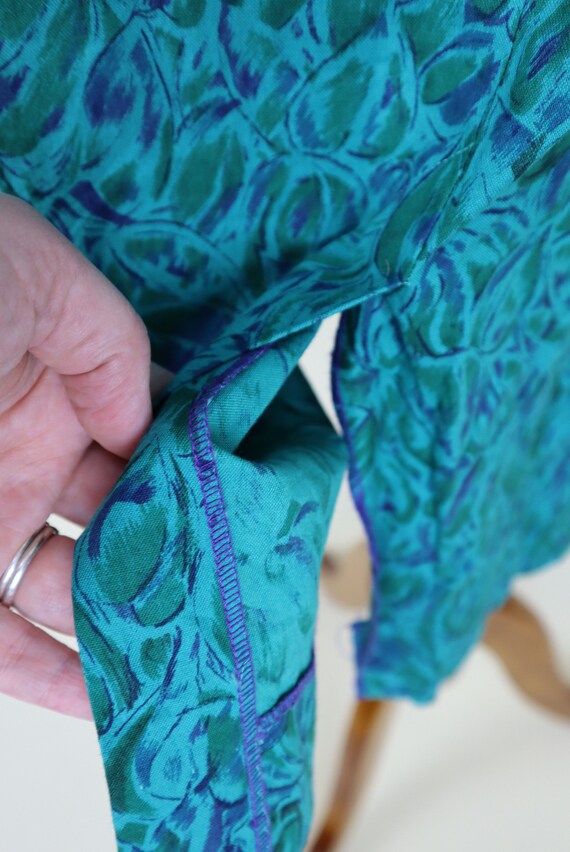 50's 60's Blue Green Leaf Print A-line Skirt / Mi… - image 4