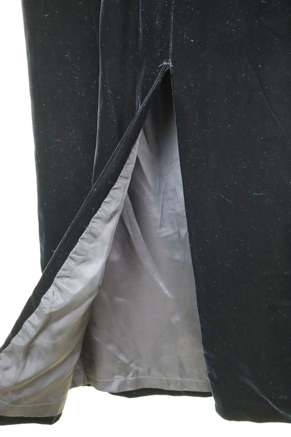 80's Black Velvet Maxi Pencil Skirt / Fitted Wigg… - image 6