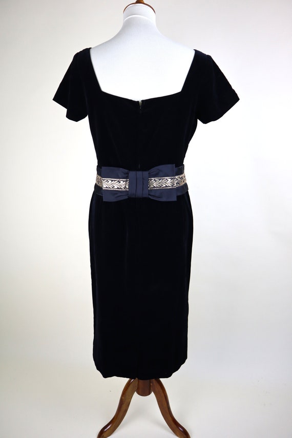 Vintage 50's Onyx Velvet Wiggle Dress / Johnny He… - image 6