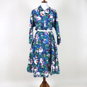 avanti designs dresses Avani: bold fashion, successful design
