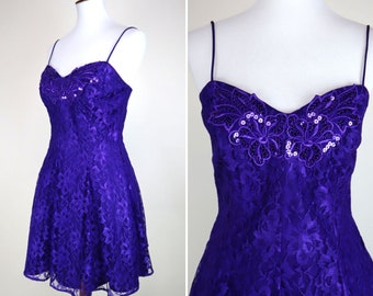 Purple Lace Spaghetti Strap Mini Dress / Fit and Flare Sweetheart Short Party Dress / 90's Vintage Prom Dress / Size XSmall to Small