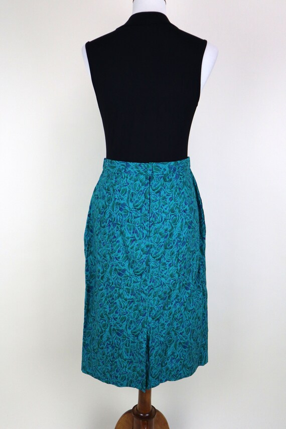 50's 60's Blue Green Leaf Print A-line Skirt / Mi… - image 6
