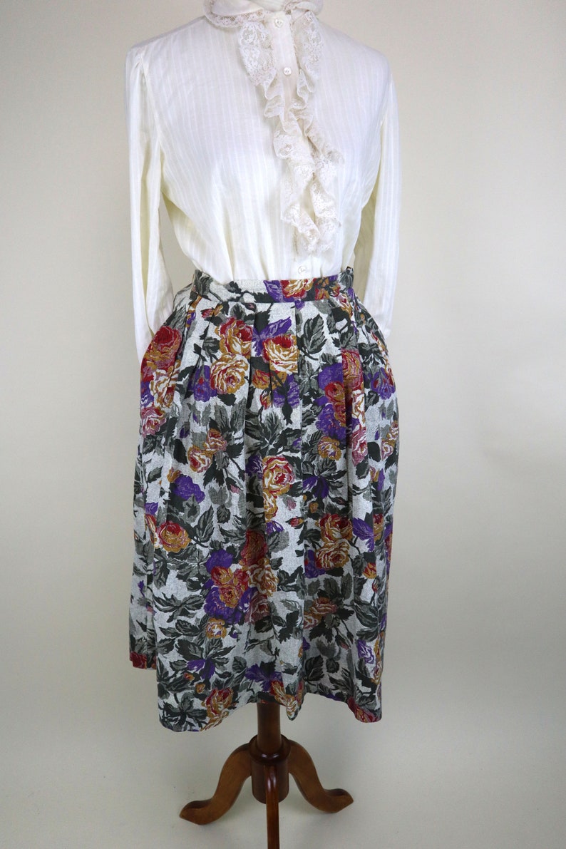 80's Purple Rose A-line Midi Skirt / Cottagecore Romantic Revival Country Summer Skirt / Women's Size Small to Medium / 28 Inch Waist image 2