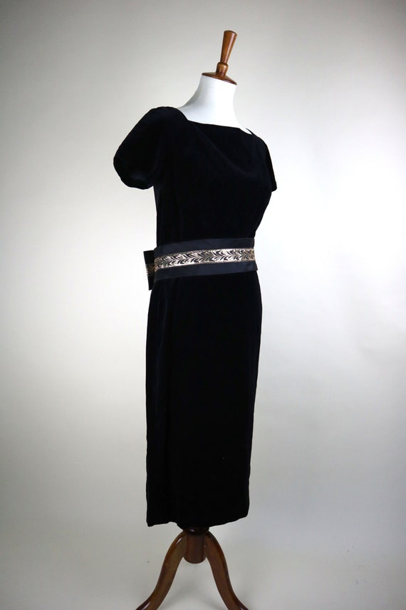 Vintage 50's Onyx Velvet Wiggle Dress / Johnny He… - image 5