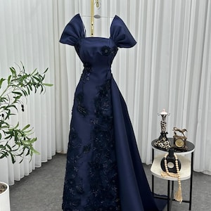 navy lace dress size 14 Karen Kane Scalloped Stretch Lace Dress