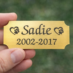 Custom Engraved Pet Memorial Plaque Gold 1.25x3 or 2x4 Name Plate Memory of Plaque Cats Dogs Pets Urn Ash Personalized Cat Dog Tag Brass