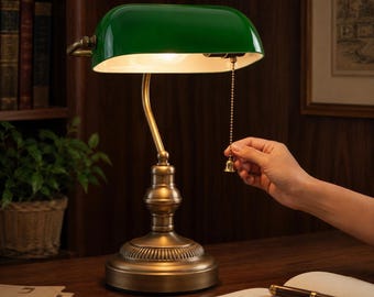 Vintage Brass Desk Lamp with Pull Chain, Antique Gold Library Table Light, Home Office Study Lamp, Classic Librarian Decor