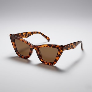 Tortoise Cat Eye Sunglasses, Bold Angular Vintage Luxury Shades, Dark Glamour Eyewear, Pointed Frame Alt Fashion UV400
