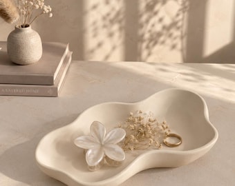 Irregular Oval Jesmonite Bowl, Minimalist Neutral Tray, Jewelry Holder,Custom colour