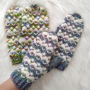 Pomona Mitts, LIGHT bulky, worsted knitting pattern only, PDF digital download, hp inspired, fingerless mitts mittens floral