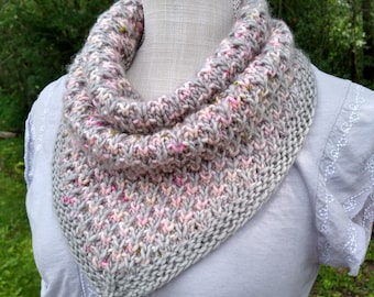Knitting Pattern: Quibbler Bandana Cowl, Slipped Stitch Mosaic (PDF Digital Download)