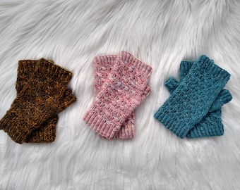 Granger Mitts Knit Pattern, Floral Twist Fingerless Gloves (PDF Digital Download)