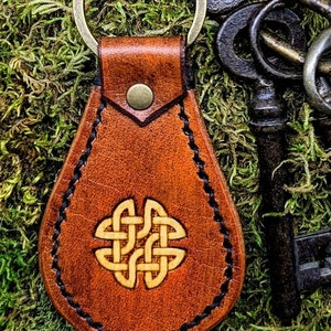 Leather Celtic Knot Keyring, Double Sided, Hand Stitched Leather Irish ...