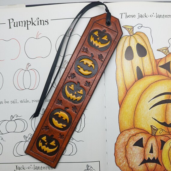 Halloween Cricut Crafting designs
