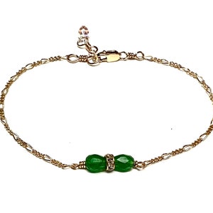 Brazalete con destellos de jade, relleno de oro de 14 k resistente al agua que no se deslustra