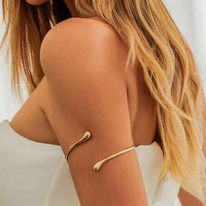 Gold Arm Cuff Bracelet, Open Circle Ring, Boho Armlet, Zinc Alloy Chains