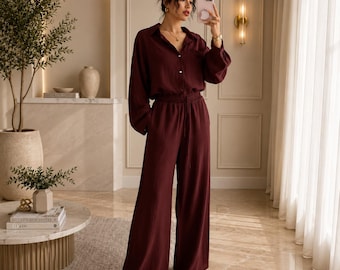 Conjunto de linho para relaxar, camisa oversized e calça pantalona, look coordenado de verão descontraído, roupa casual.