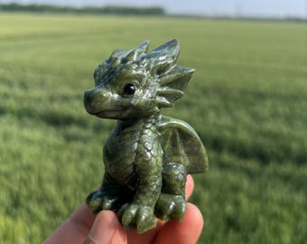 3.2''Hand-Carved Green Jade Dragon Figurine|Crystal Flying Dragon Carving|Spiritual Healing Crystal for Heart Chakra|Reiki Home Decor