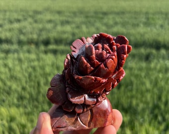 Hand-Carved Red Jasper Flower (Rose)Figurine |Crystal Rose Carving|Spiritual Healing Crystal for Root Chakra |Courage & Grounding Home Decor
