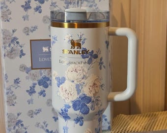 STANLEY 40.oz FLORAL-BLUE loveshackfancy| Elegant Stanley Style Quencher Cup