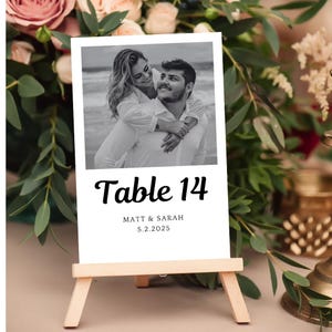 Números de mesa para fotos de bodas, plantilla de números editables para carteles de recepción en blanco y negro para imprimir, descarga de carteles con fotos de novios