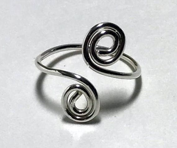 Taraash Spiral 925 Sterling Silver Toe Ring For Women LR0655A