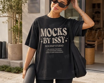 Comfort Colors 1717 ブラックTシャツモックアップ、ピラティススタジオモデルTシャツ写真、ウェルネスアパレルモックアップ