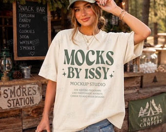 Comfort Colors 1717 アイボリー T シャツ モックアップ、キャンプ キャビン サマー ライフスタイル セラー ディスプレイ T シャツ モックアップ