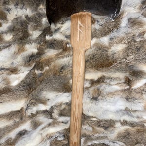 Double-Sided Throwing Axe