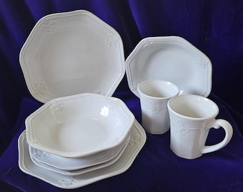Better Homes & Gardens Country Crest Cream Dinnerware Stoneware dinner set with full service for 2