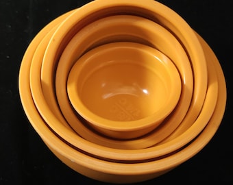 Vintage MCM Orange Melmac Nesting Measuring Bowls - Set of 5 - Tangerine / Harvest Orange