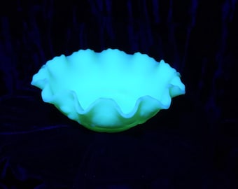 Fenton Yellow Custard Satin Glass Ruffled Bowl
